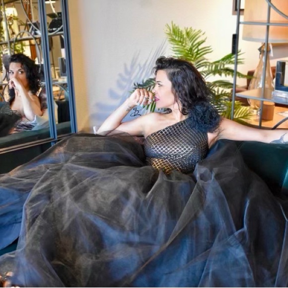 Handmade One Shoulder Black Tulle Ballgown with Asymmetrical Neckline (size 6) - Picture 10 of 12